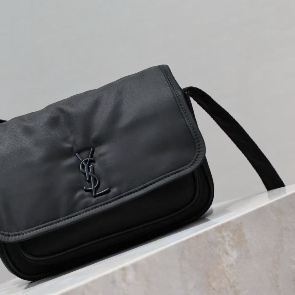 Saint Laurent YSL BV NIKI MESSANGE（757146-FACKH-1000）