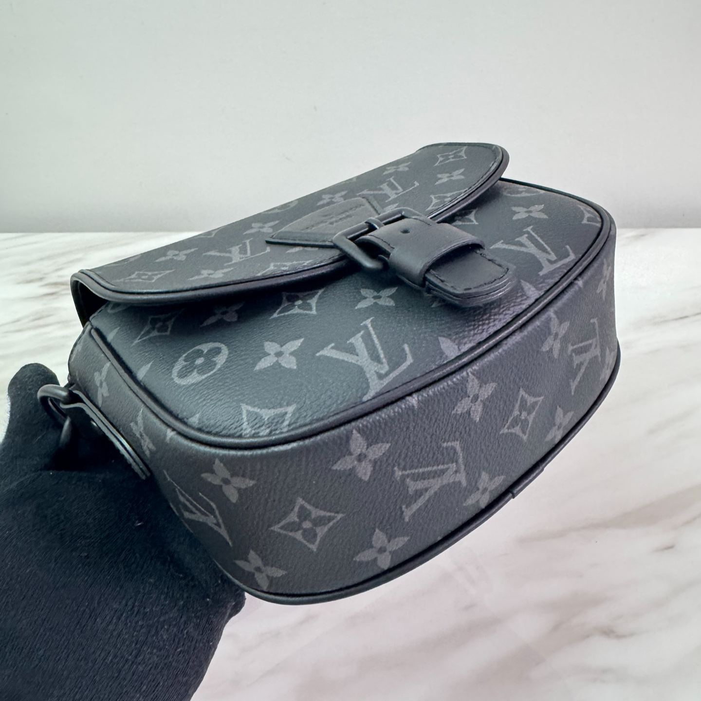 Louis Vuitton Montsouris Messenger PM（M12519）