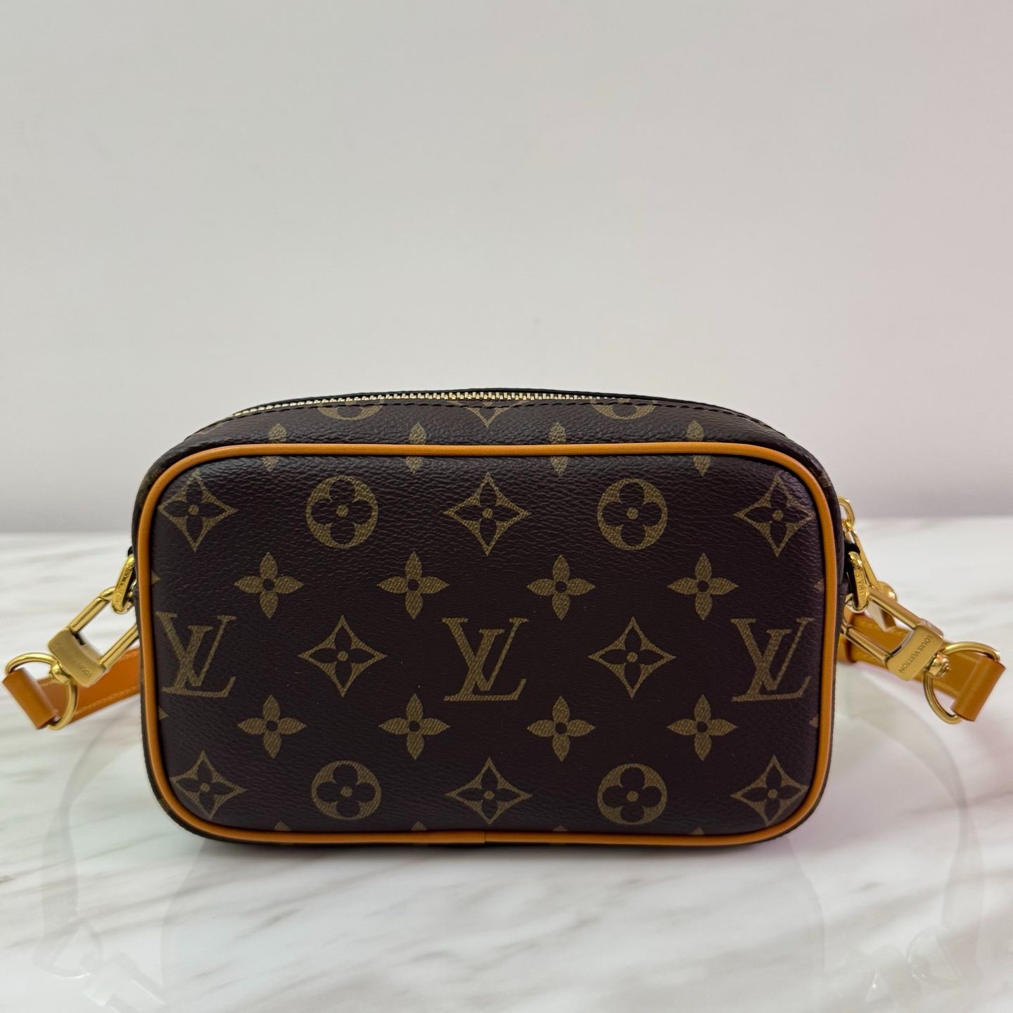 Louis Vuitton Trocadero Wearable Wallet（M14058）