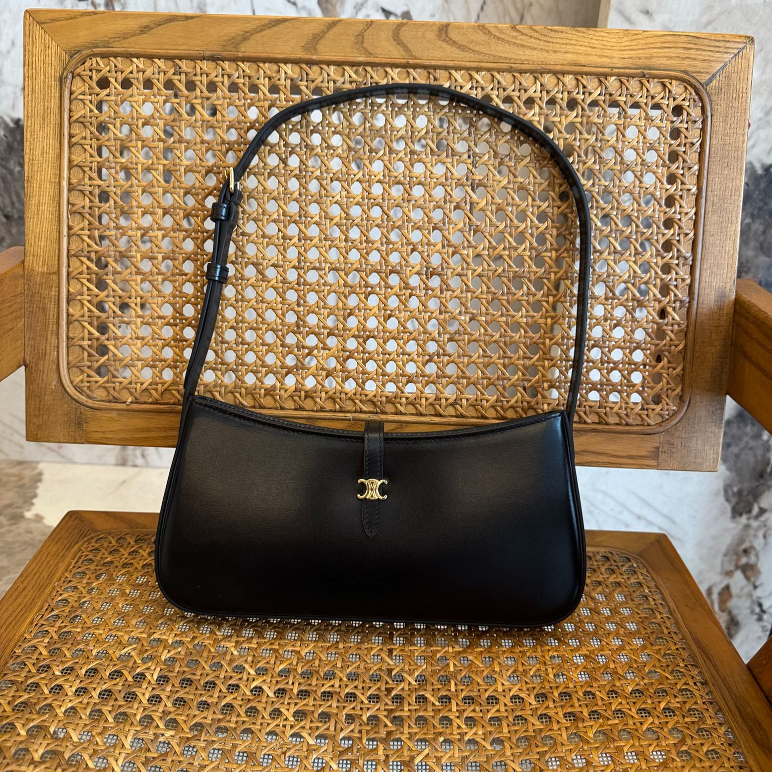 CELINE Tina Shoulder Bag / Glossy Calfskin（123053BF4.38NO）