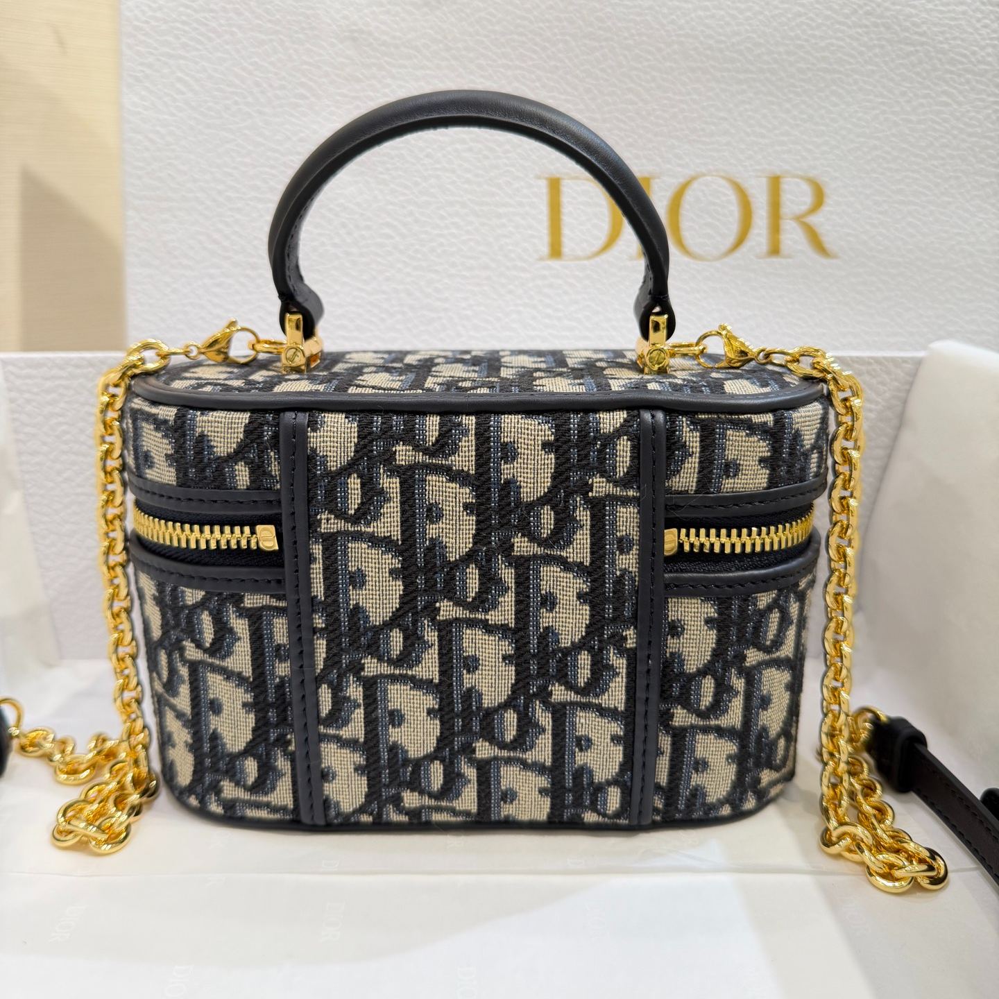 DIOR 30 Montaigne Mini Vanity Handbag（S2332UTZQ_M928）