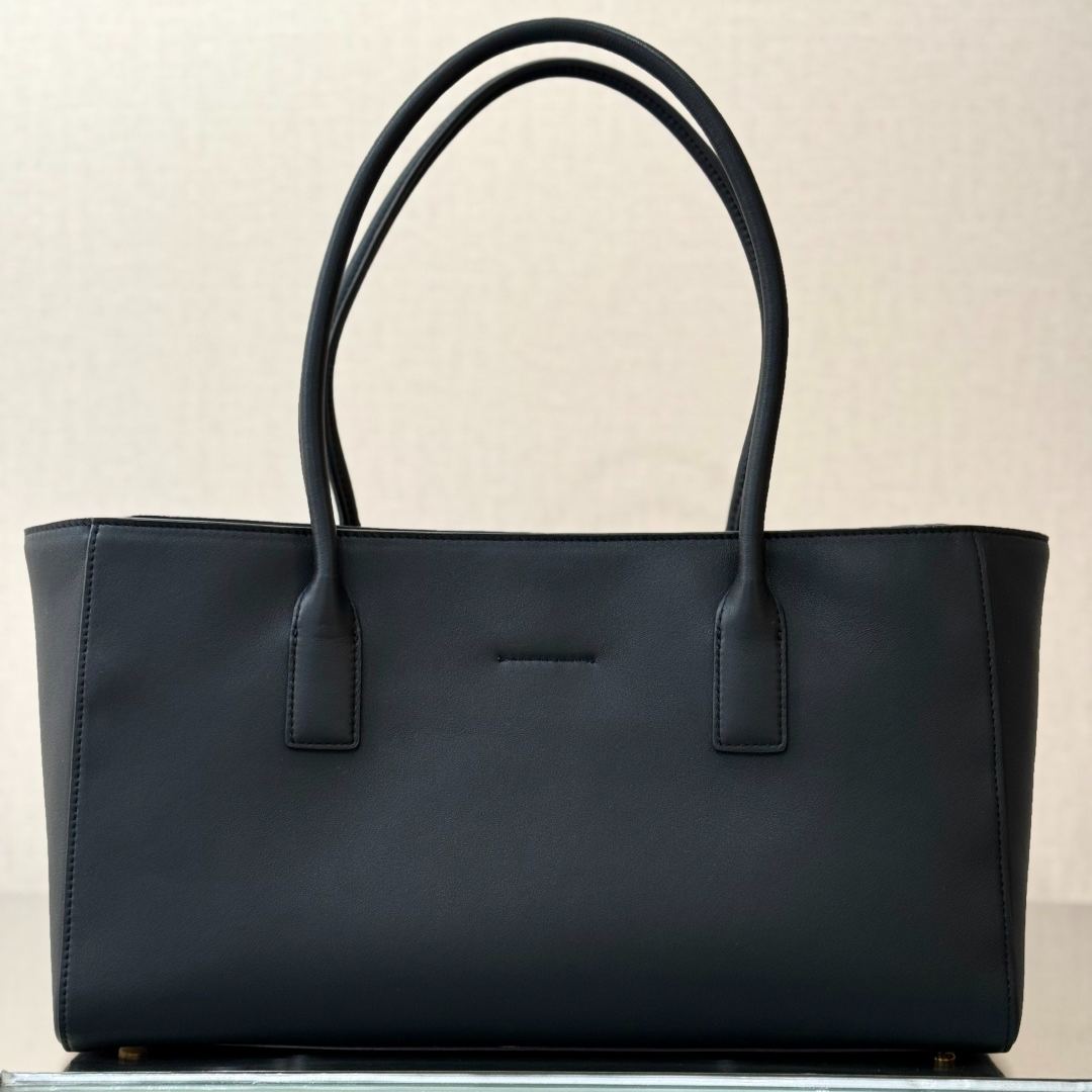 Chanel Executive Tote Handbag（AS6243 B23023 94305）