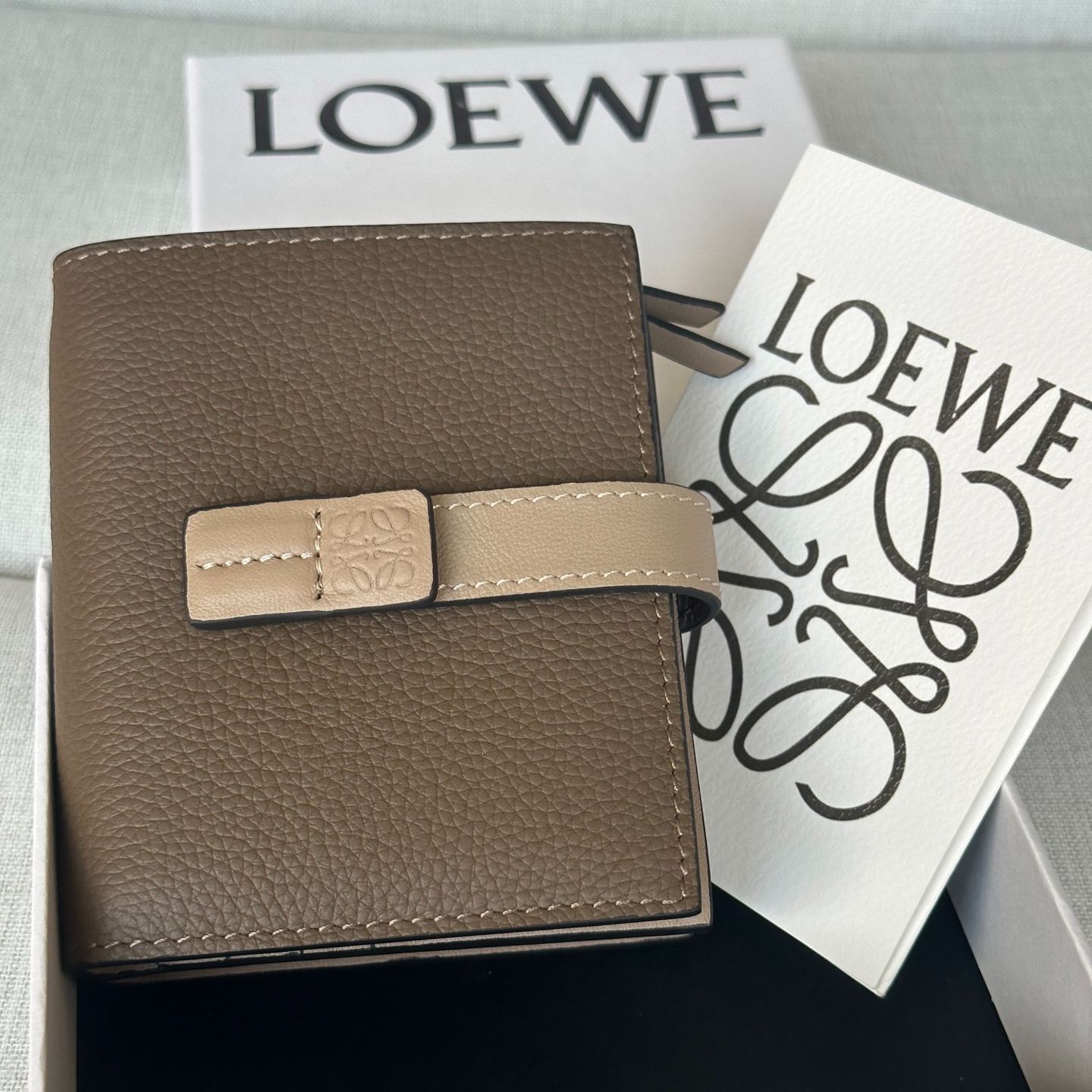 LOEWE Compact Zip Wallet Soft Grain Calf（C660Z41X01）