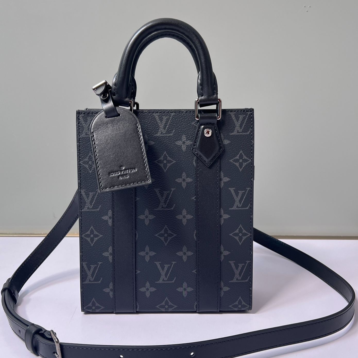 Louis Vuitton Sac Plat Monogram Eclipse  Bags（M46453）