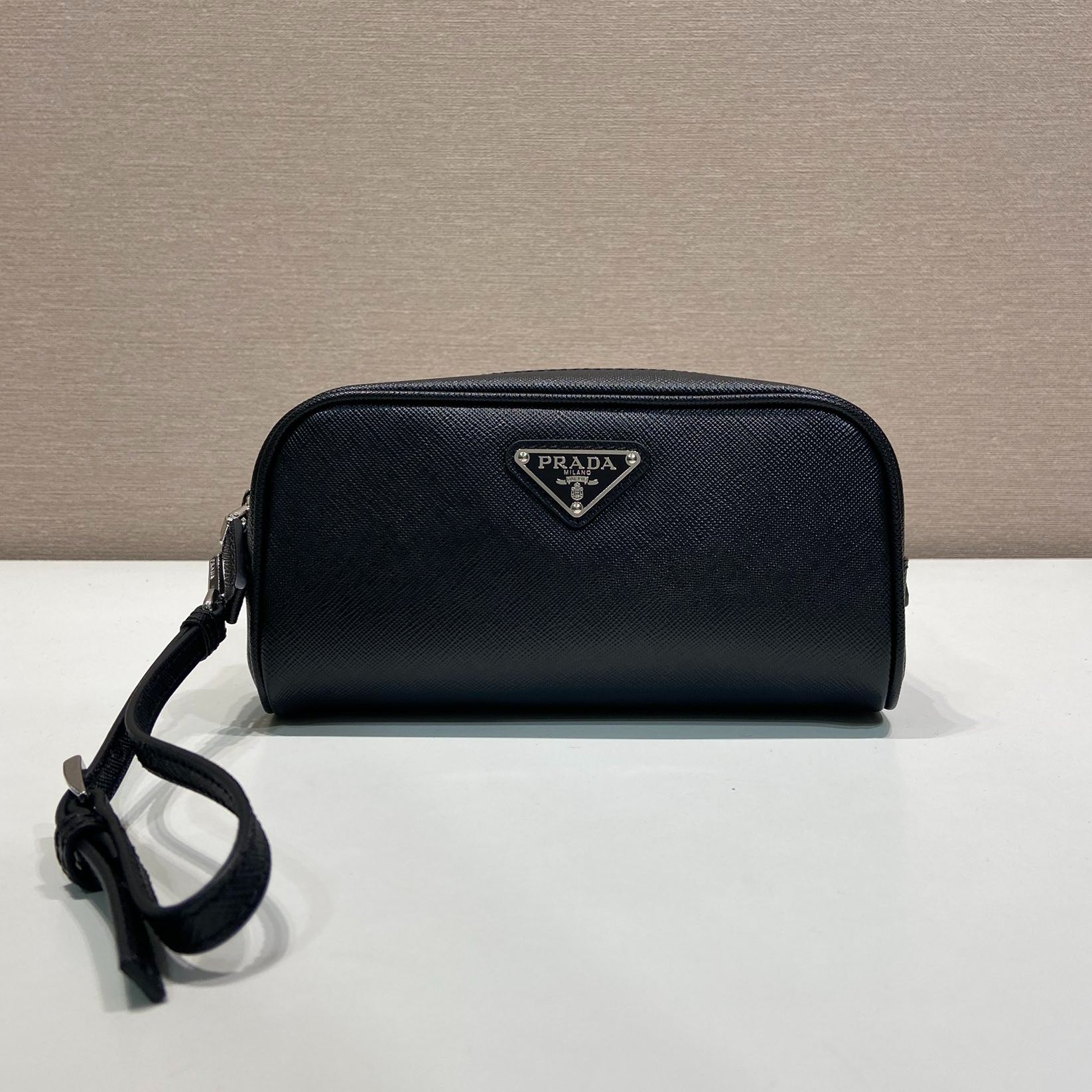 Prada Saffiano pouch (2NE065_PN9_F0002)