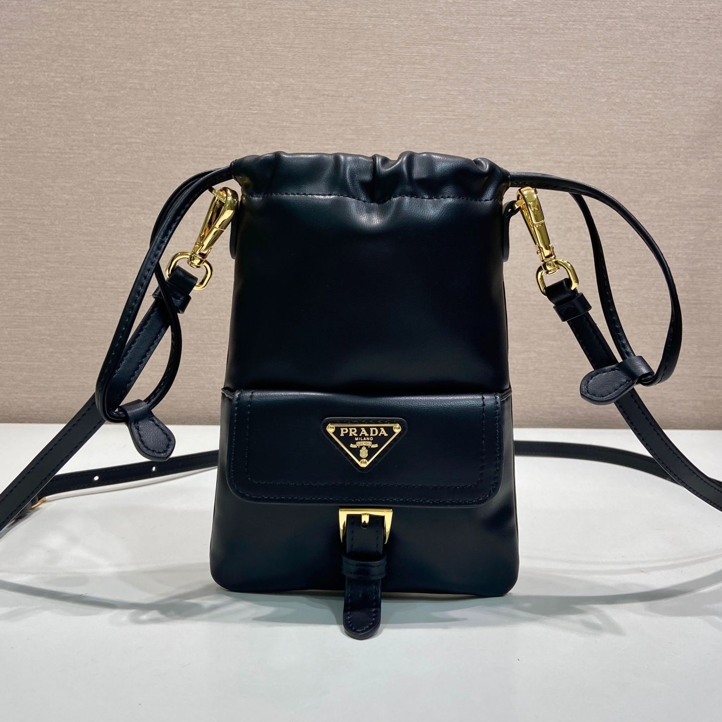 PRADA Nappa leather clutch(1MS017_2G6Y_F0002）