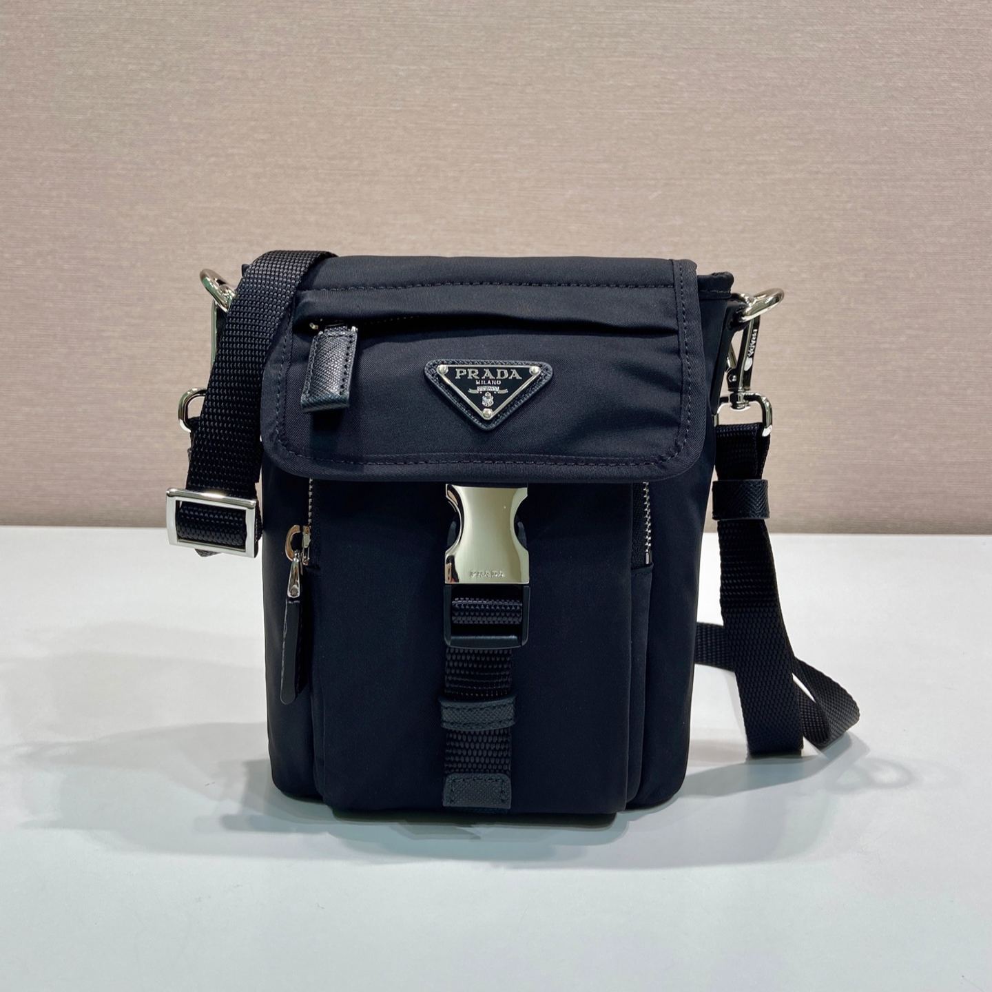 PRADA Re-Nylon Smartphone Shoulder Bag (2ZT086_2DEY_F0807）