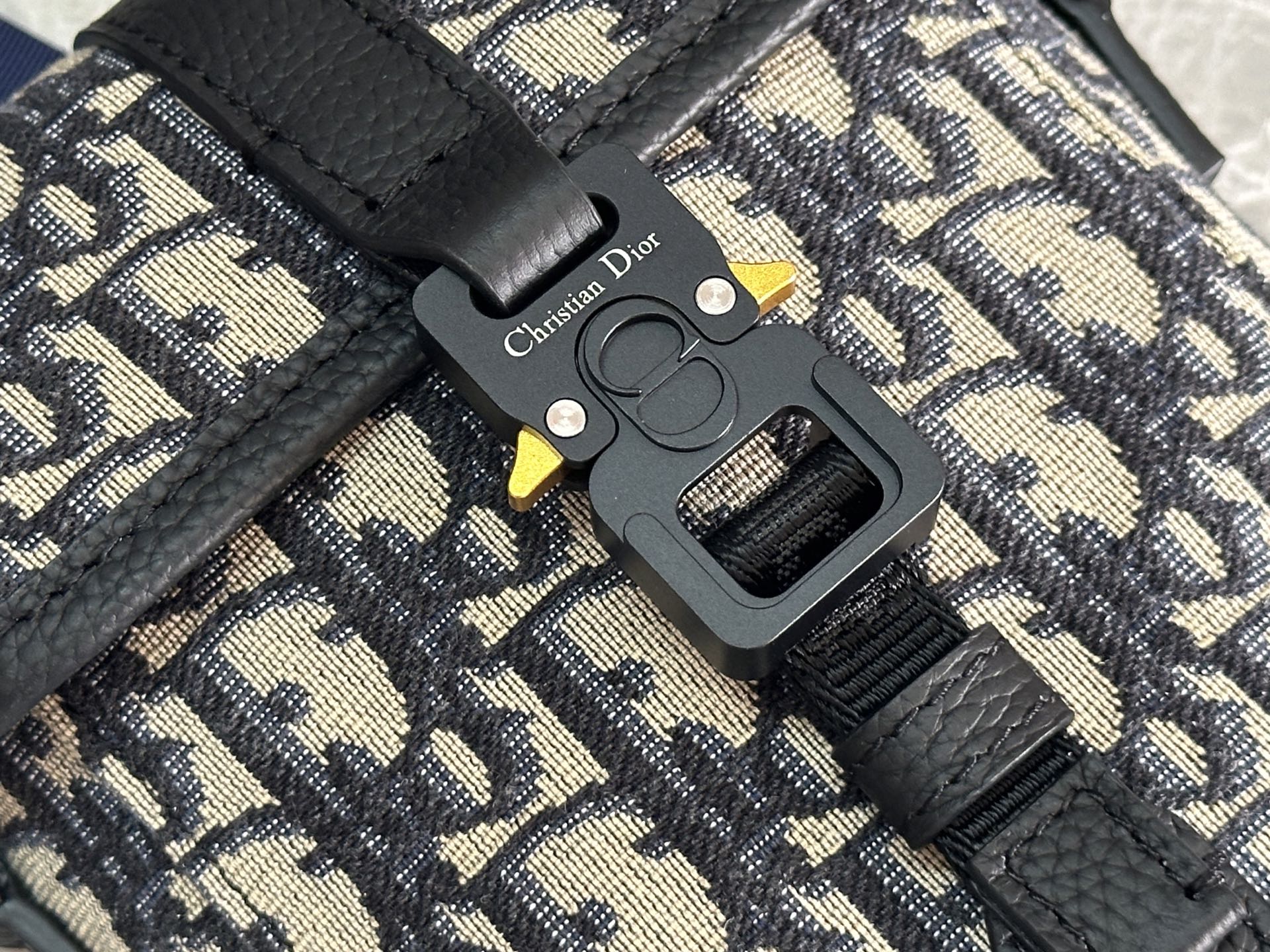 Dior Hit The Road Cotton Messenger Bag, Shoulder Bag（2HTCA544YKY-H27E）