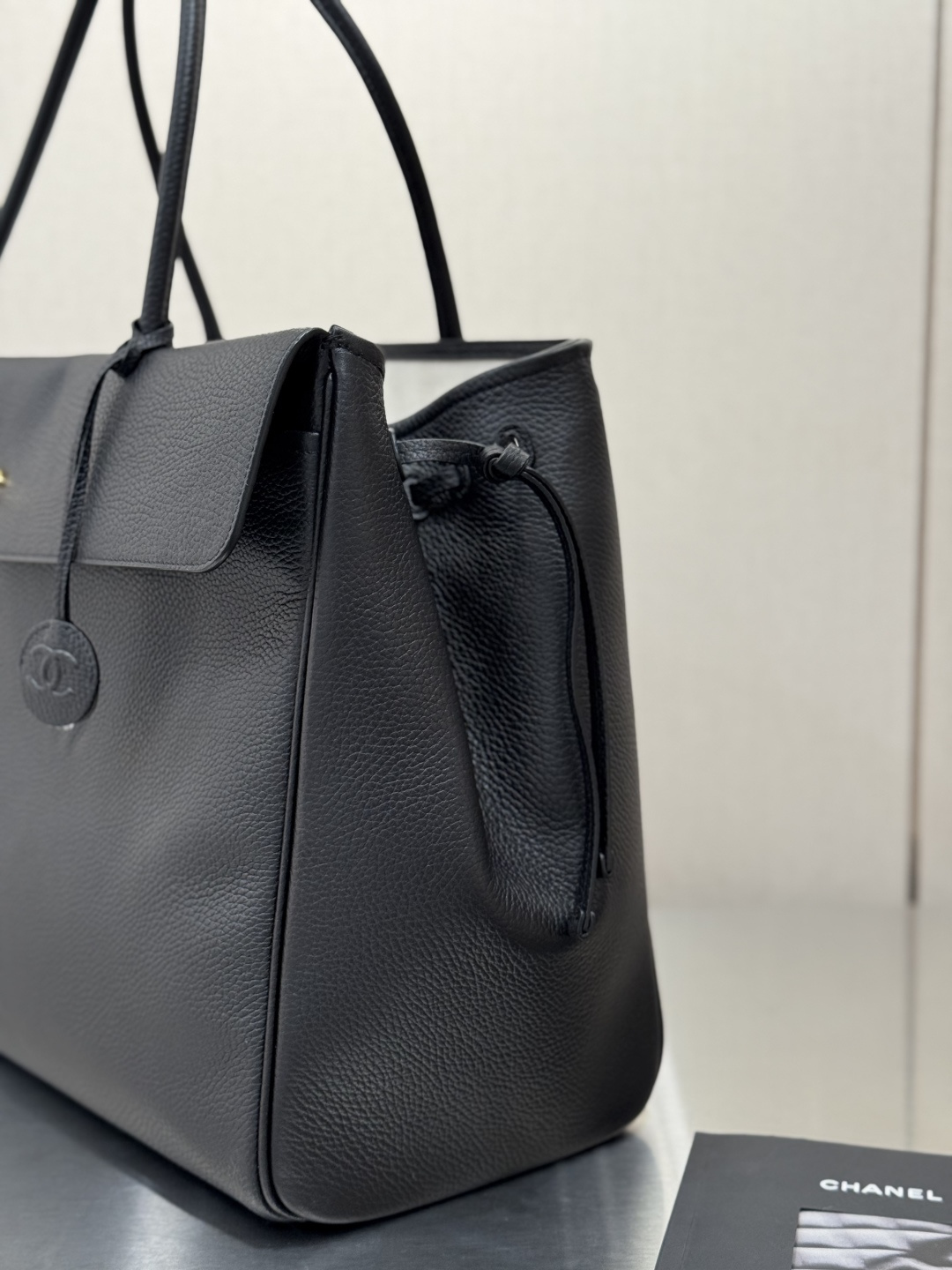 CHANEL Large Shopping Bag（AS6289 B24248 94305）