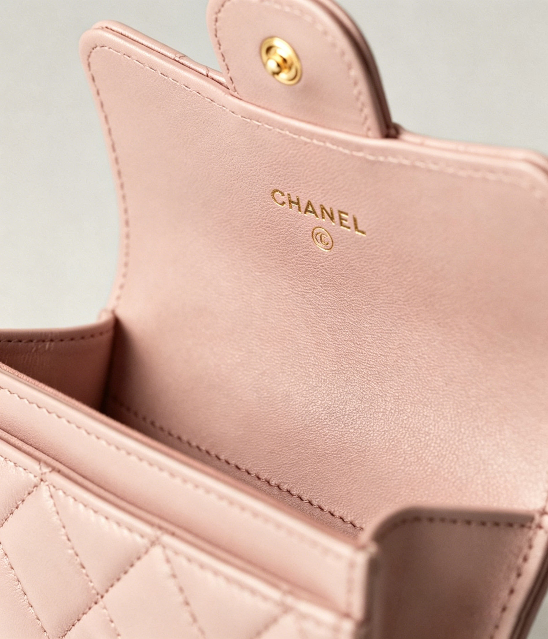 クラシック フラップ カード ケース / ライトピンク