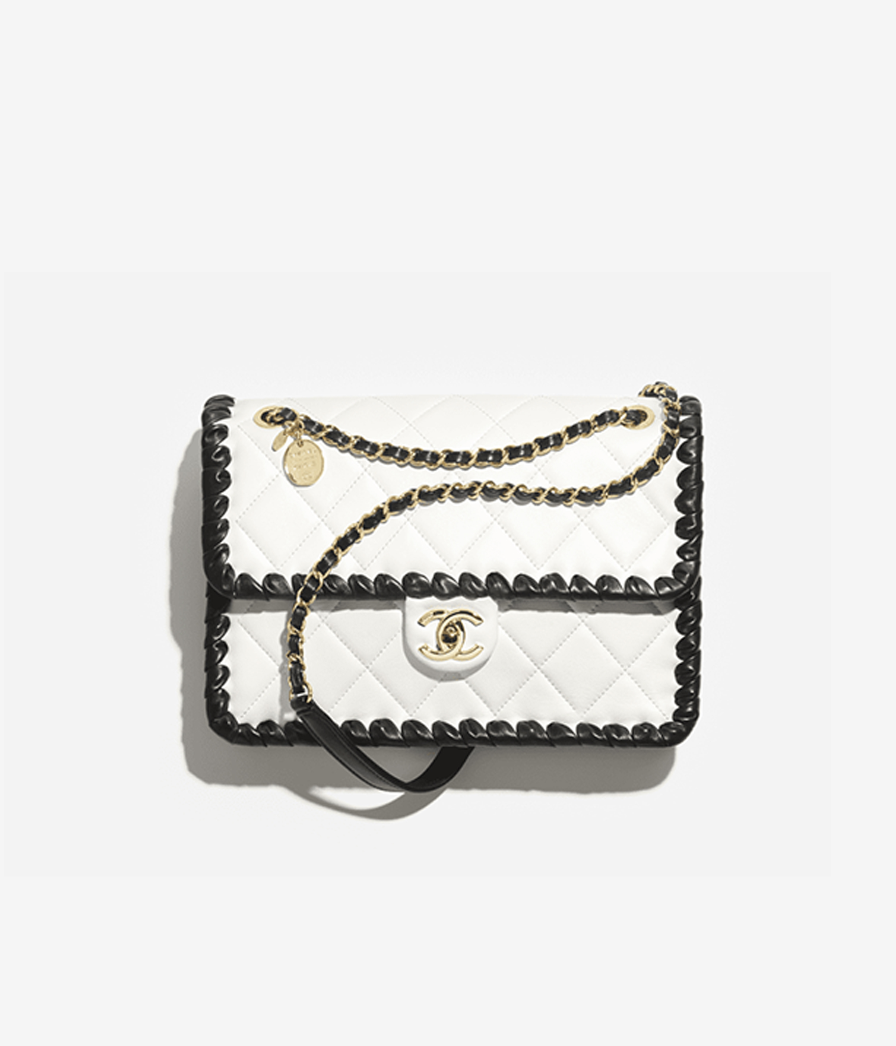 フラップ バッグ