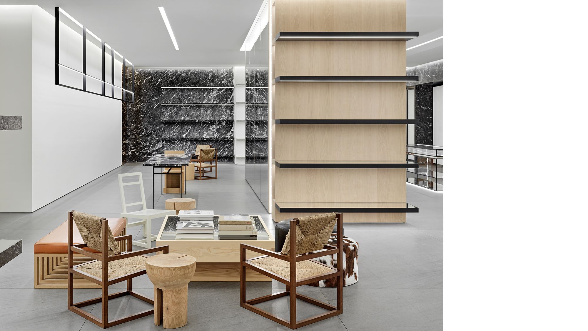 CELINE SHANGHAI PLAZA 66 WOMEN 07