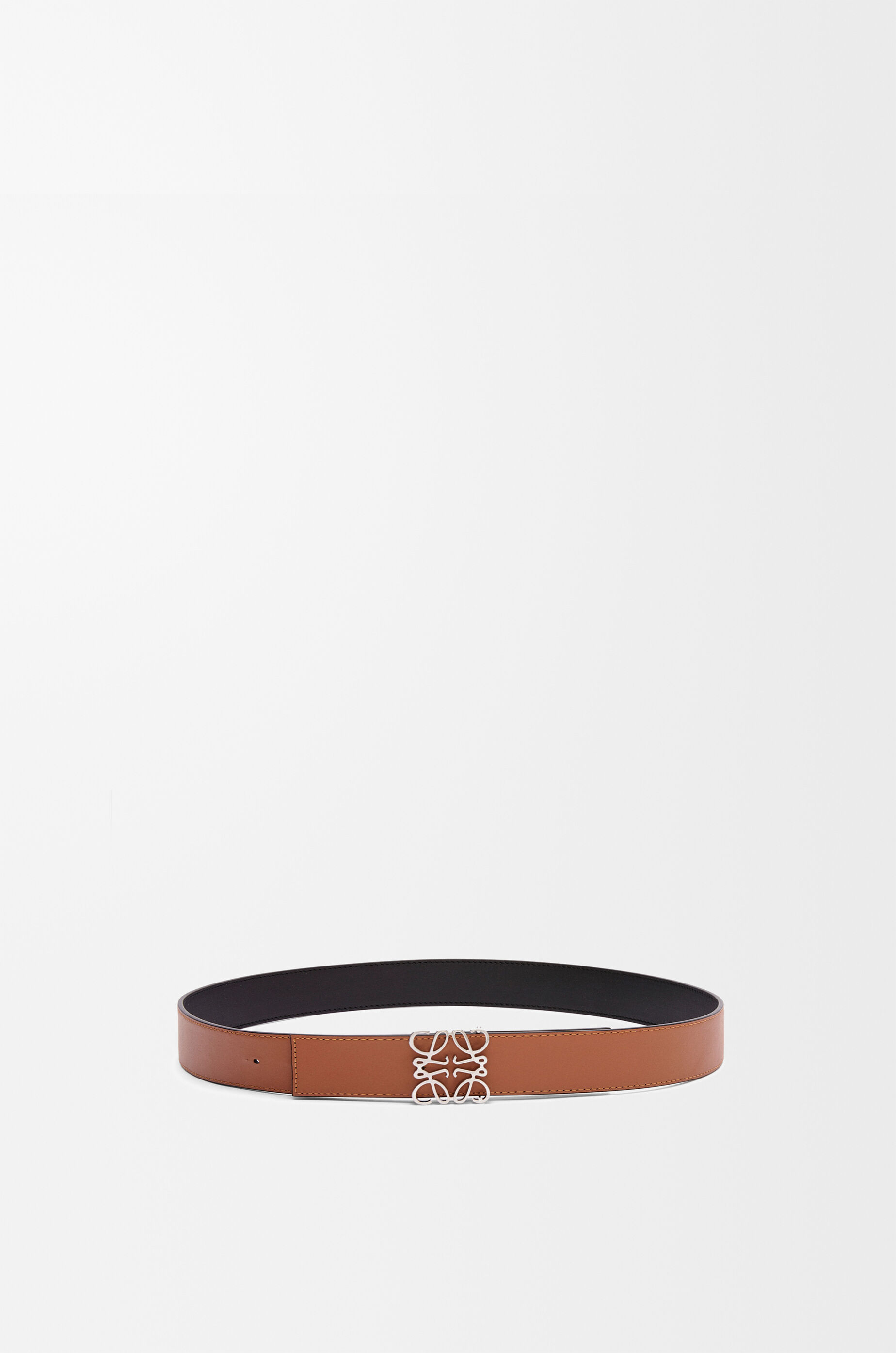 Loewe メンズベルト｜ロエベの洗練レザーベルトコレクション – ロエベ