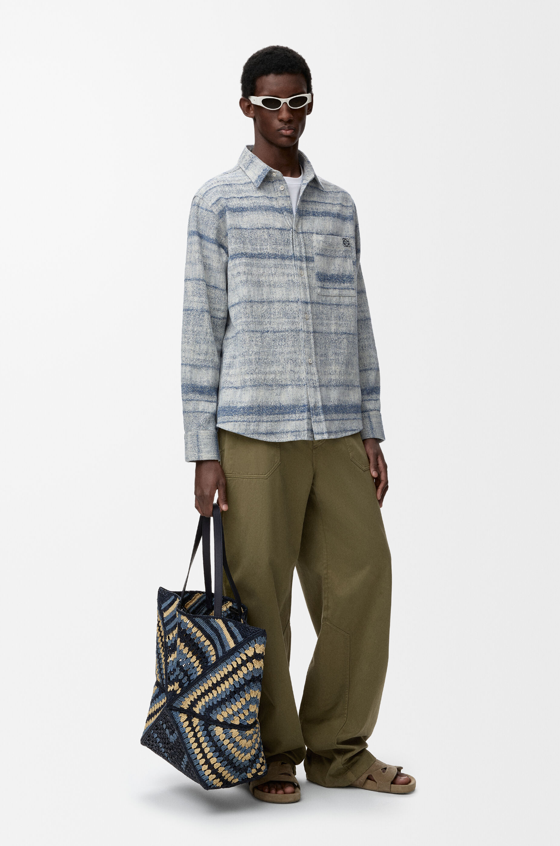 Loewe メンズ パウラズイビザ｜ロエベの限定サマーコレクション