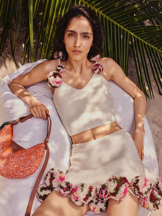 ロエベ(LOEWE)最新コレクション・新作バッグ＆財布通販 – ロエベ公式