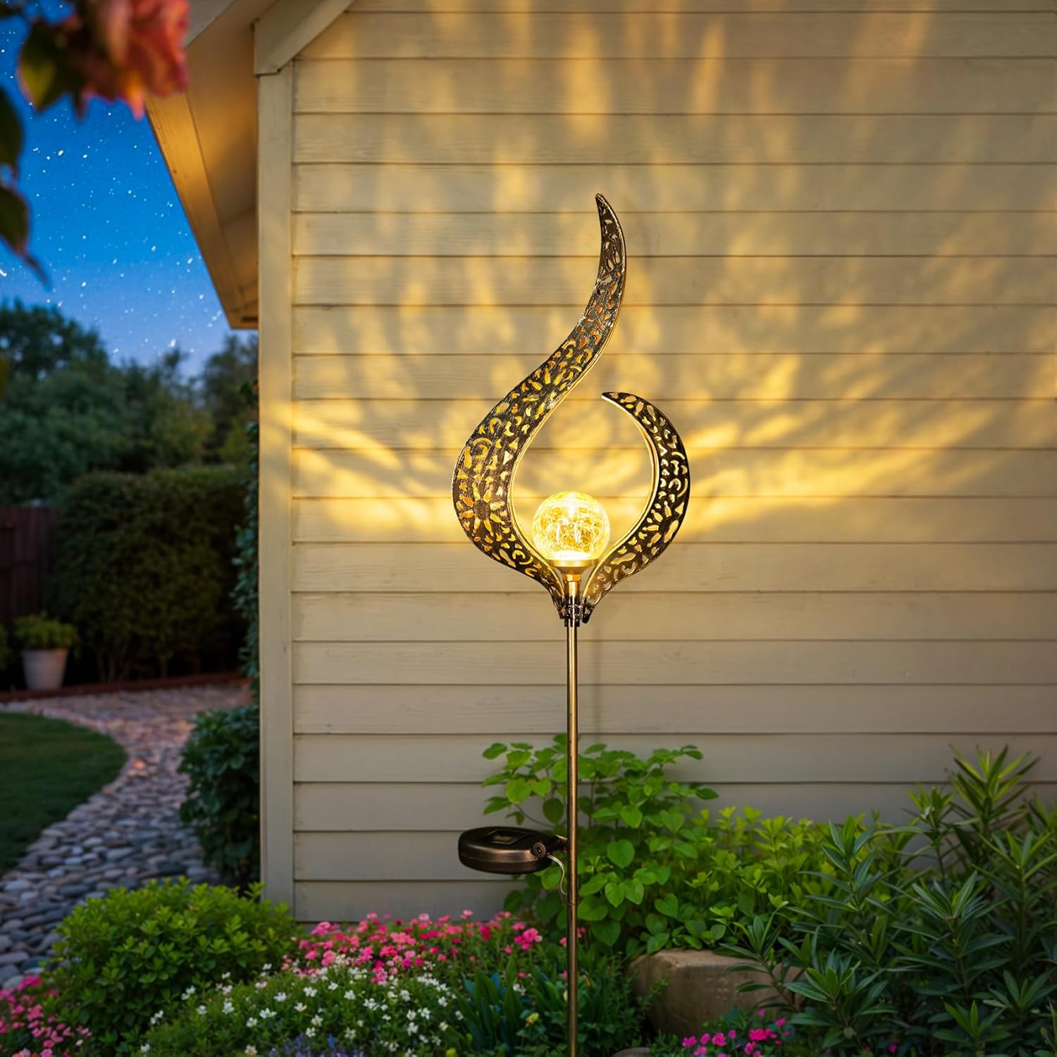 Solar Garden Lights – Transform Your Garden, Patio & Backyard with Warm Glow