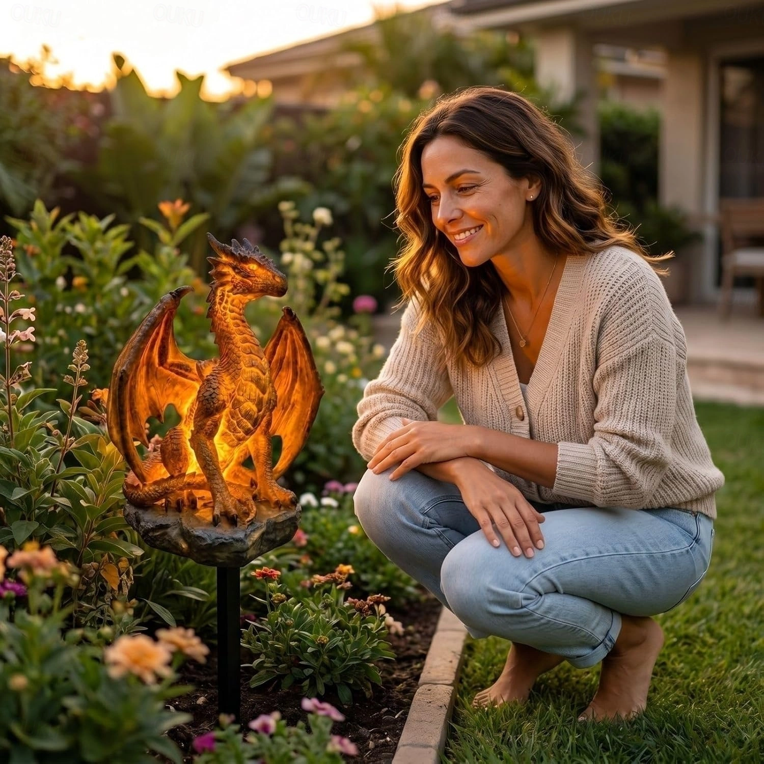 💥LAST DAY 50% OFF🐉✨Solar Dragon Garden Statue Light – Golden Ember Fantasy Outdoor Decor