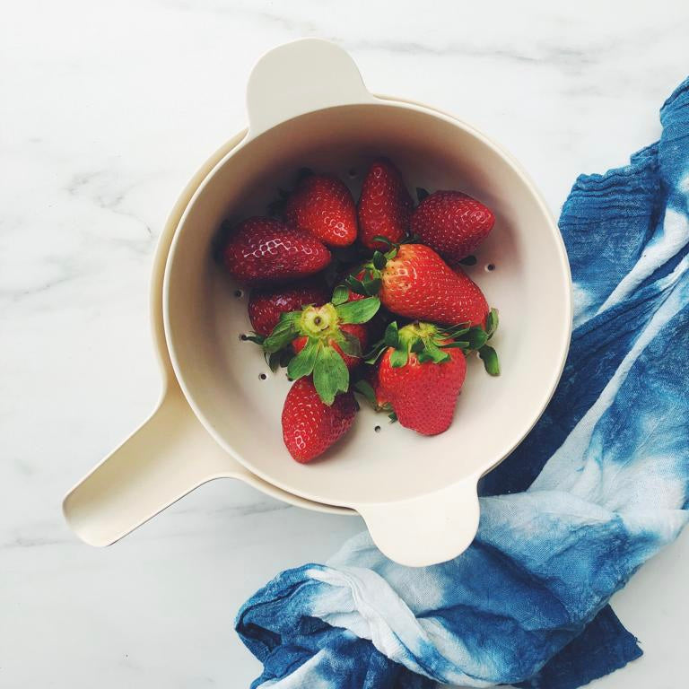 Lace and Lush Small Mixing Bowl and Colander Set