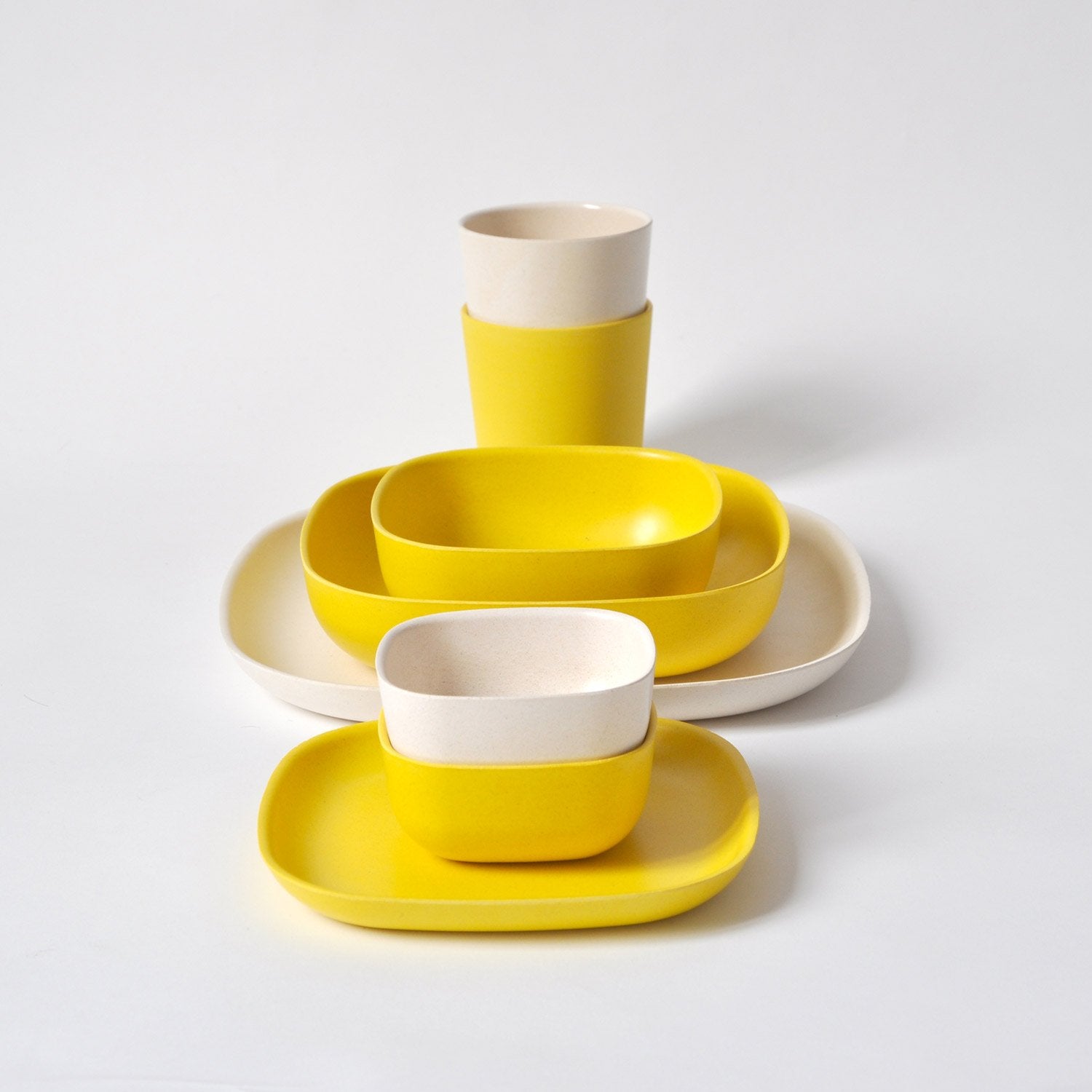 Lace and Lush Pasta Salad Bowl - Set of 4