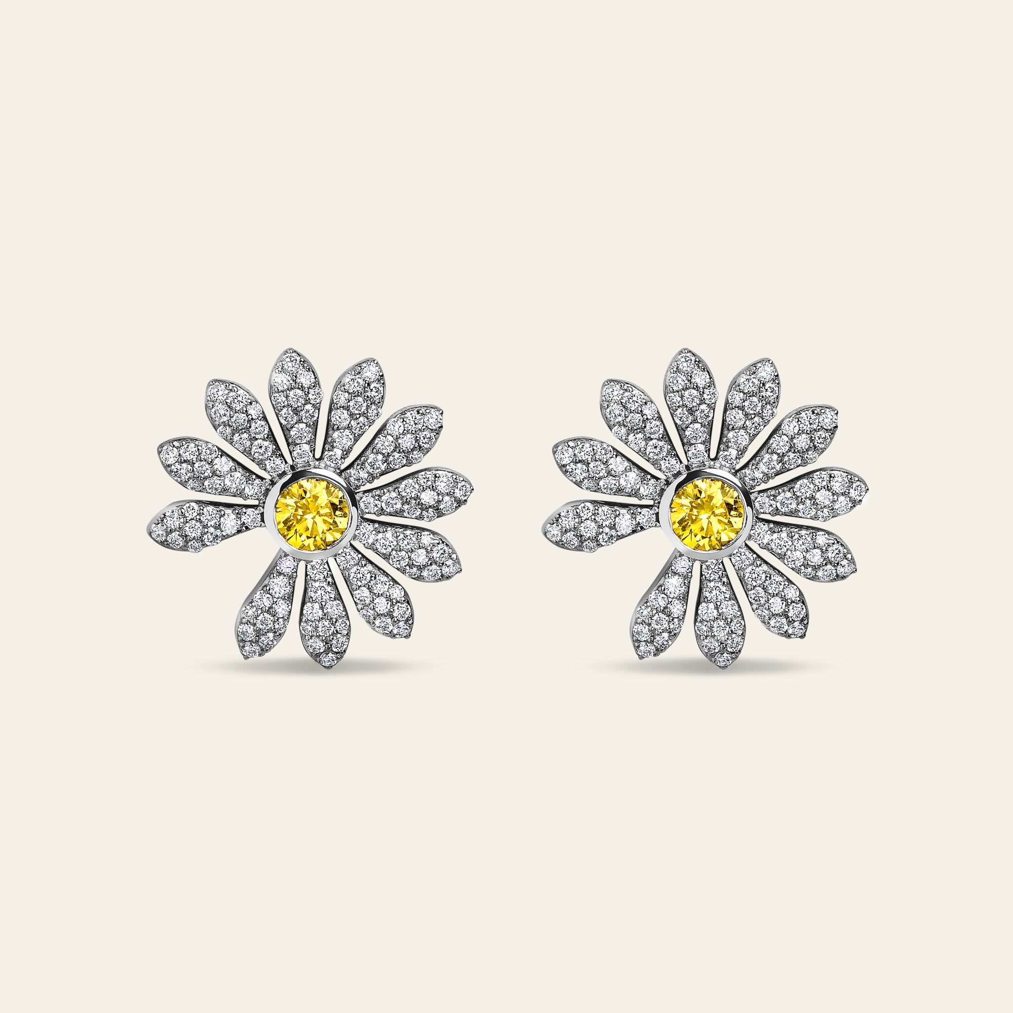 Daisy Gemstone Pendant Necklace – 925 Sterling Silver Floral Necklace