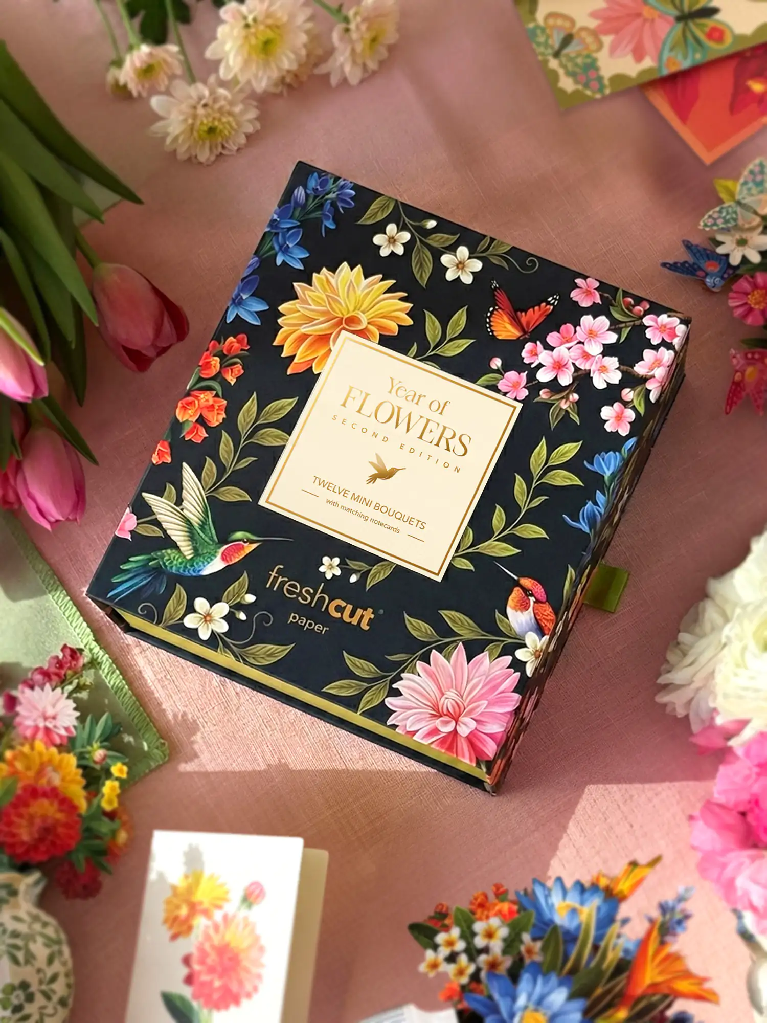 3D floral paper gift box