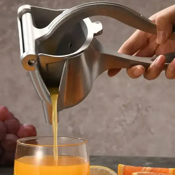 Aluminum Hand-Crank Manual Juicer