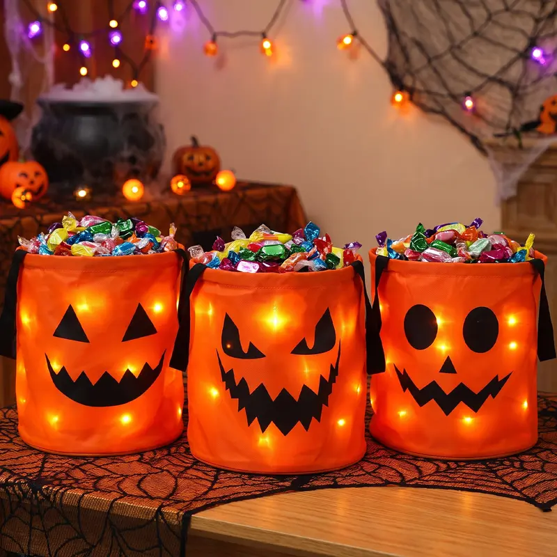Halloween Candy Bucket with LED Lights Non Woven Gift Bags Trick or Treat Bags Pumpkin Candy Bags Reusable Tote Bags for Kids Students Adults, Night Light Bags for Home Garden Lawn Decorations, 