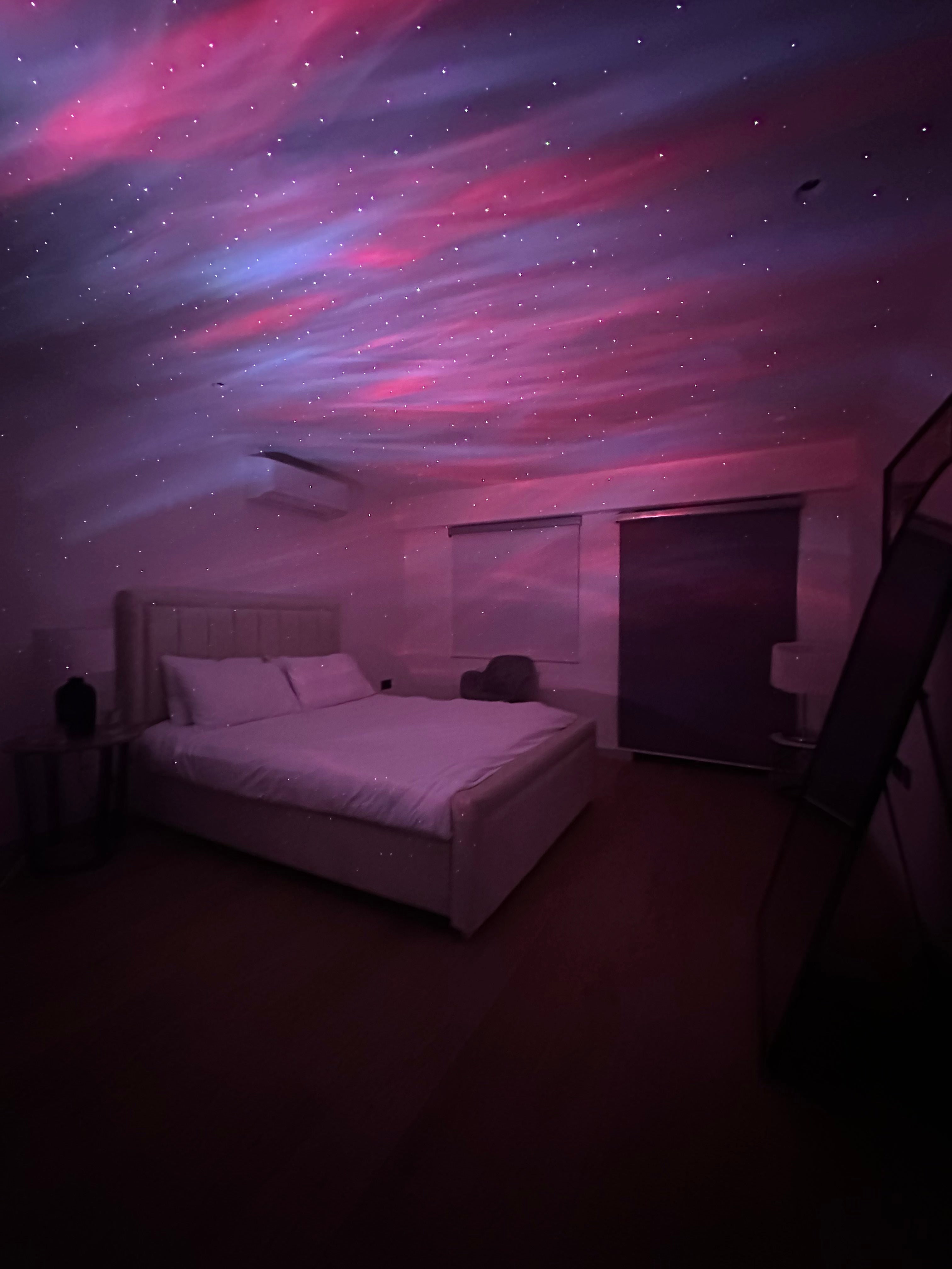 Aurora projector room lighting