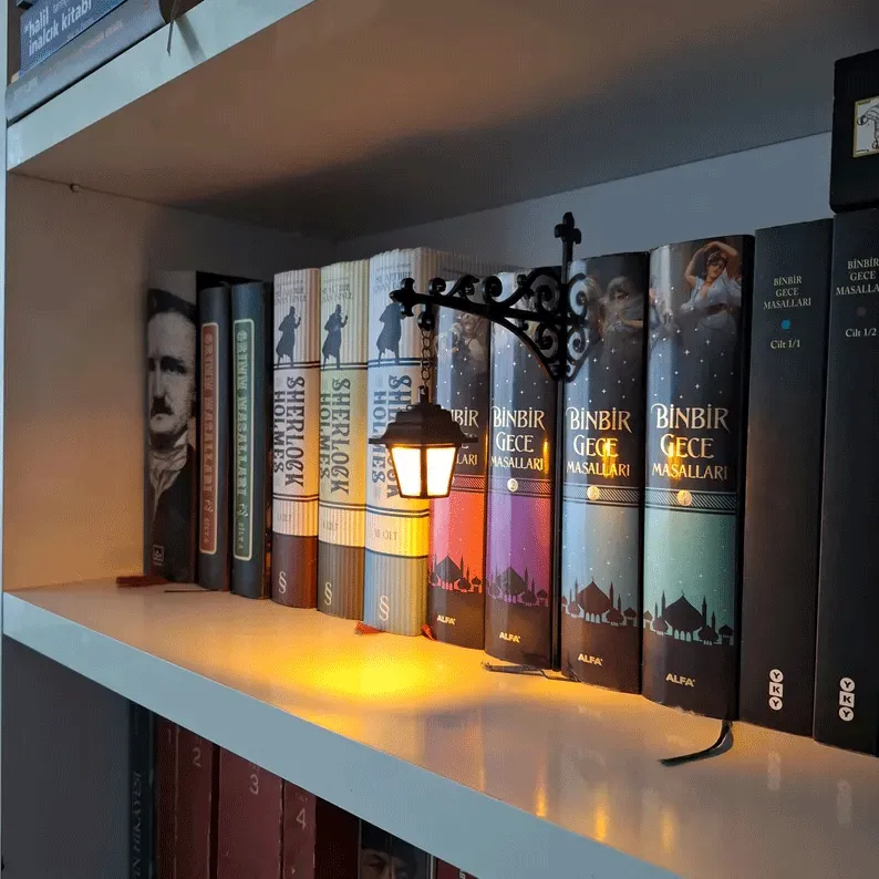 Library Lantern-Decorative Bookshelf Lighting