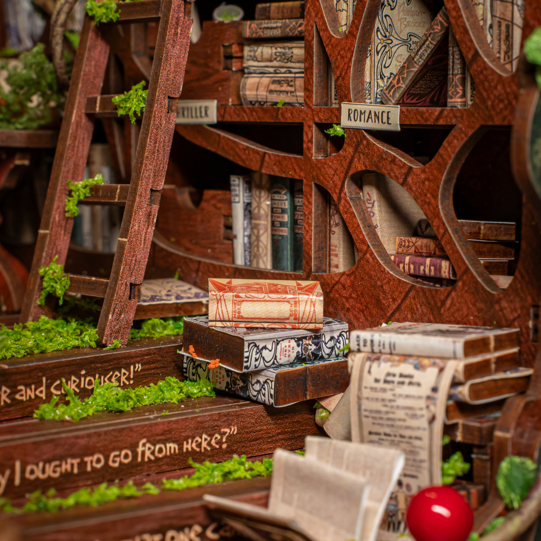 Floralshe DIY BookNook - Cats Crossing
