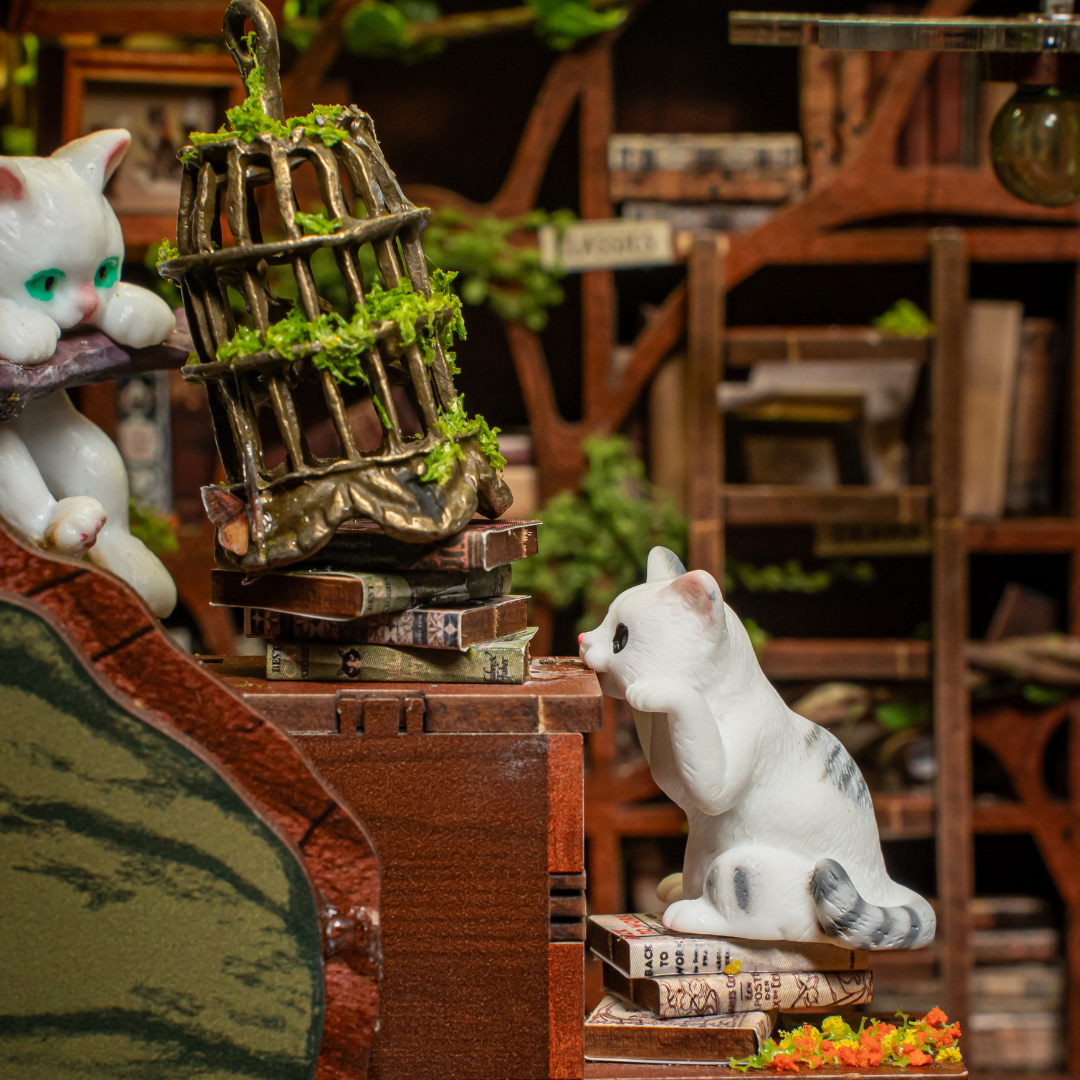 Floralshe DIY BookNook - Cats Crossing