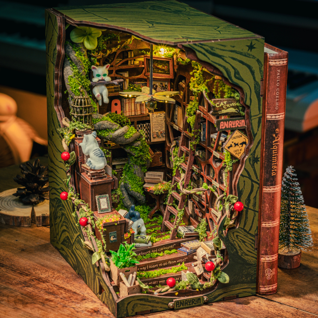 Floralshe DIY BookNook - Cats Crossing