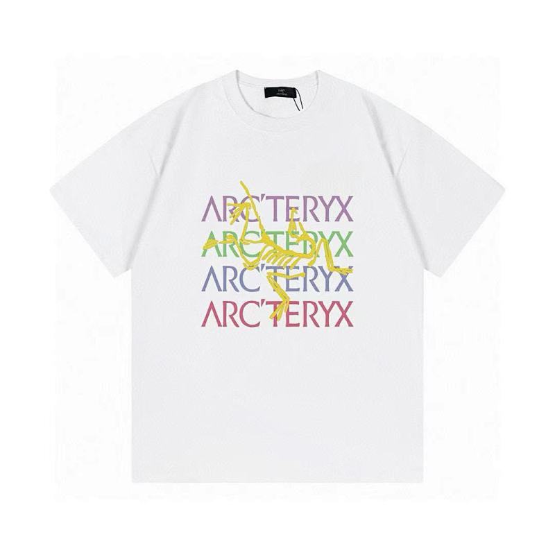 ARC'TERYX カラフルな鳥の文字ロゴ入り純綿Tシャツ