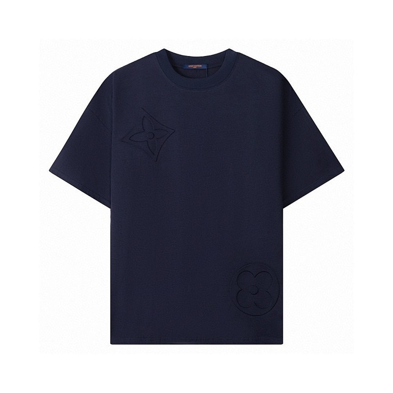 LOUIS VUITTON シンプルでスタイリッシュなクルーネックTシャツ