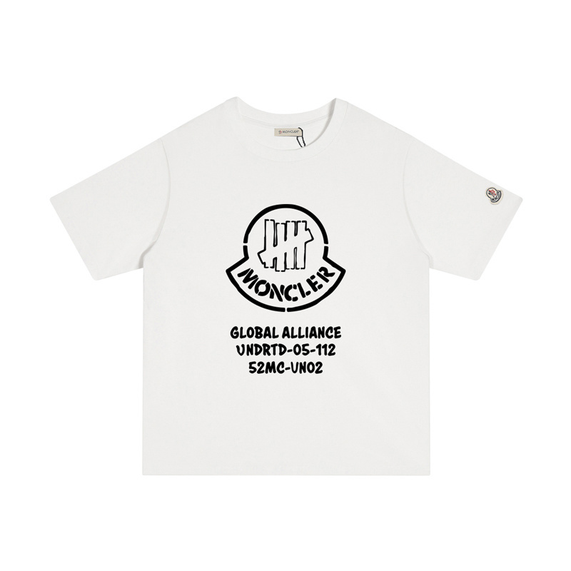 MONCLER 大きなロゴがプリントされたコットンTシャツ