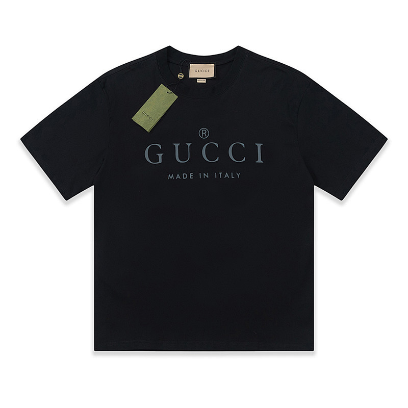 GUCCI シンプルでクラシックなプリントTシャツ