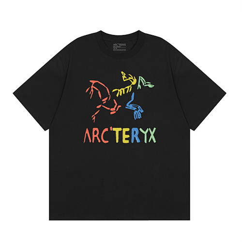 ARC'TERYX 手描きカラフルプリント クルーネックTシャツ
