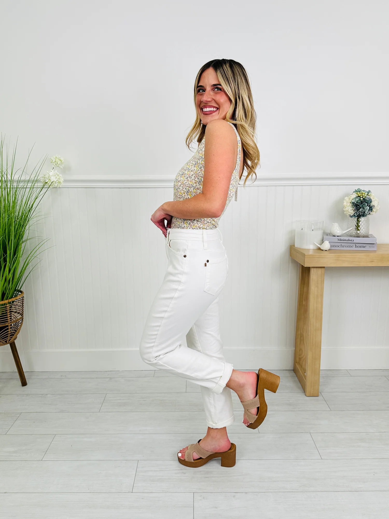 (Pack of 2) Judy Blue Perfect Match White Double Cuff Boyfriend Jeans in Reg/Curvy