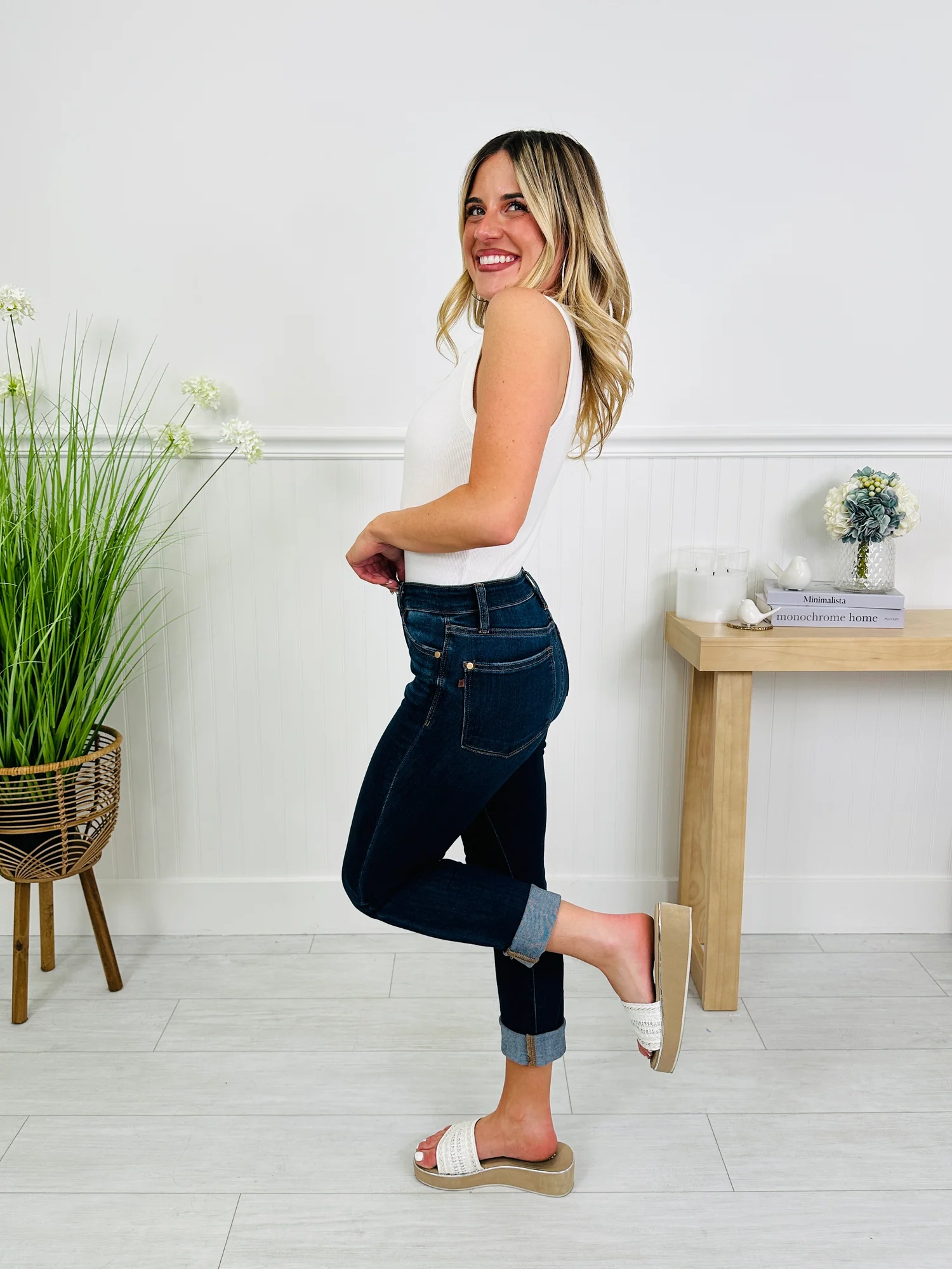 (Pack of 2) Judy Blue Here Comes The Sun Capris