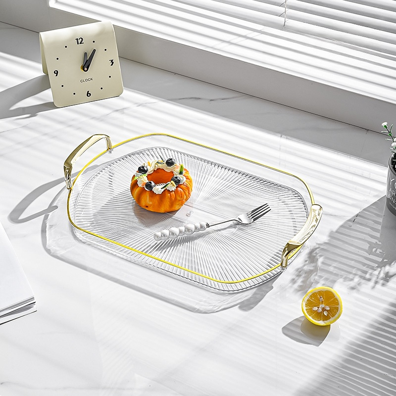 Light-colored Tableware Set