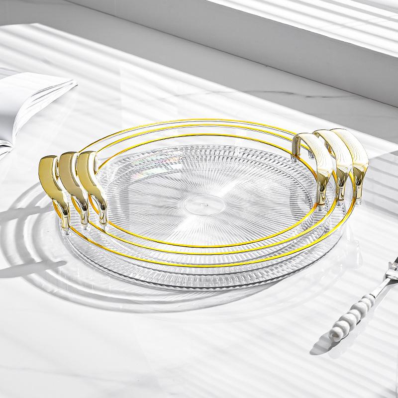 Light-colored Tableware Set