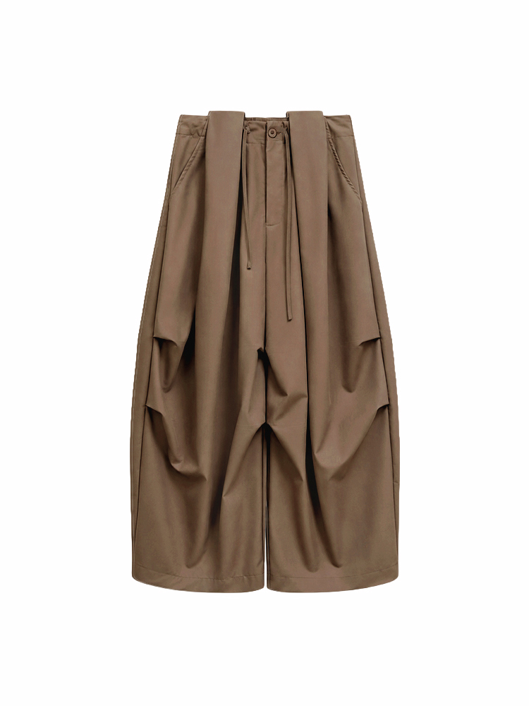 【カーゴパンツ~】ゆったりドローストリング・ウォッシュ加工、バルーンシルエット。体型をカバーし、ウエストベルト調節でさまざまな体型・身長に対応。