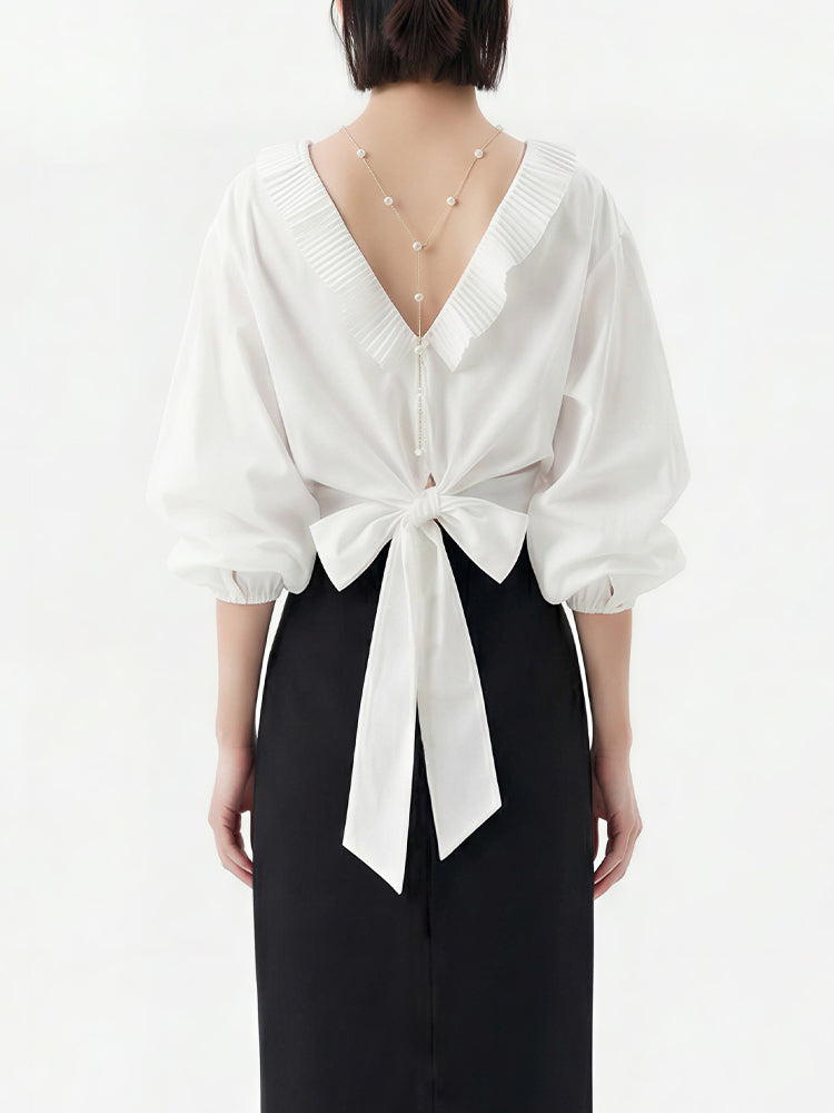 【ドルマンスリーブフリルブラウス】バック V ネック × オルガンギャザー 旅行撮影に最適なおしゃれアイテム"