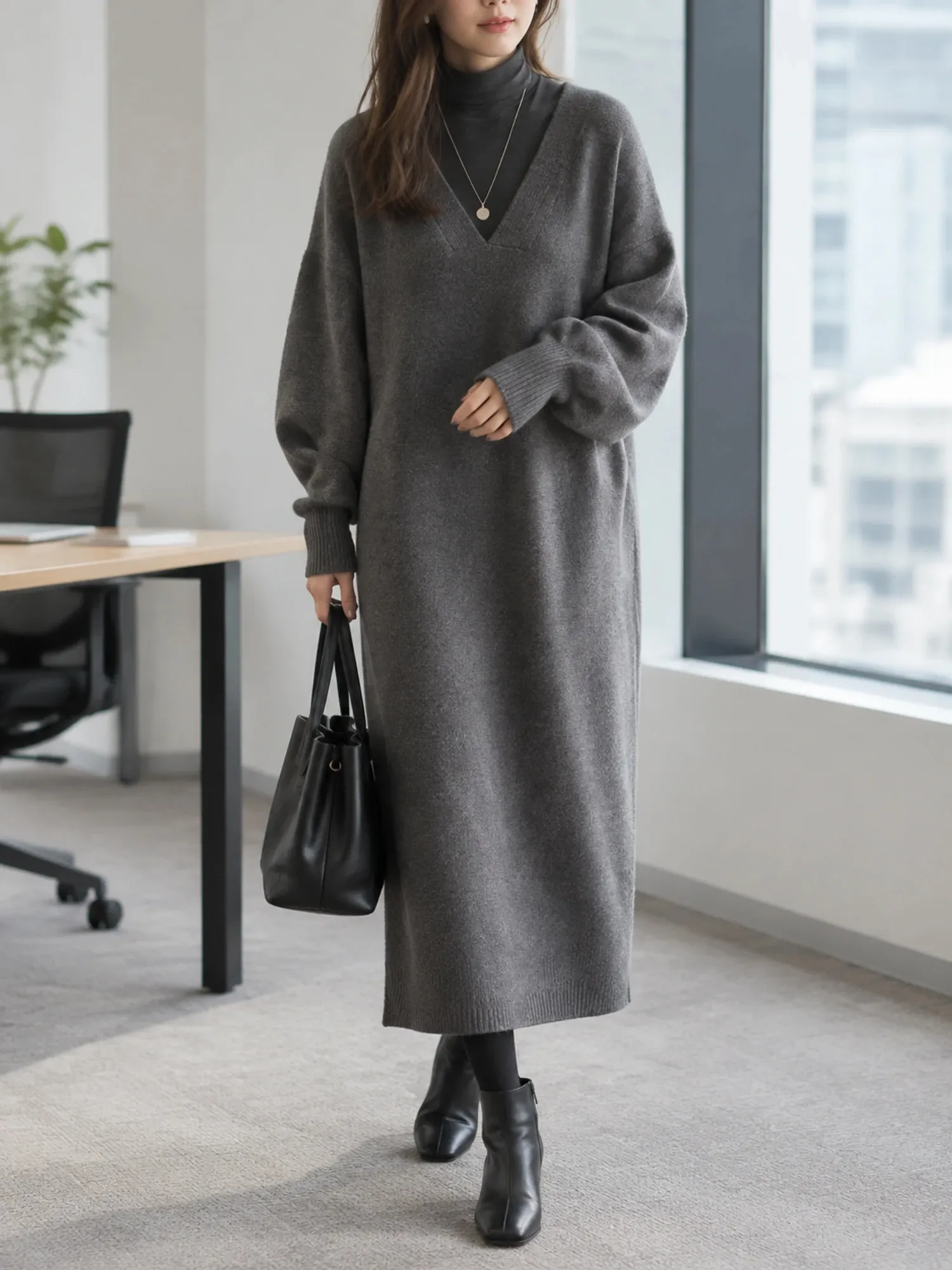 【レディース Vネック 長袖 ロングニットワンピース スリット入り 秋冬】