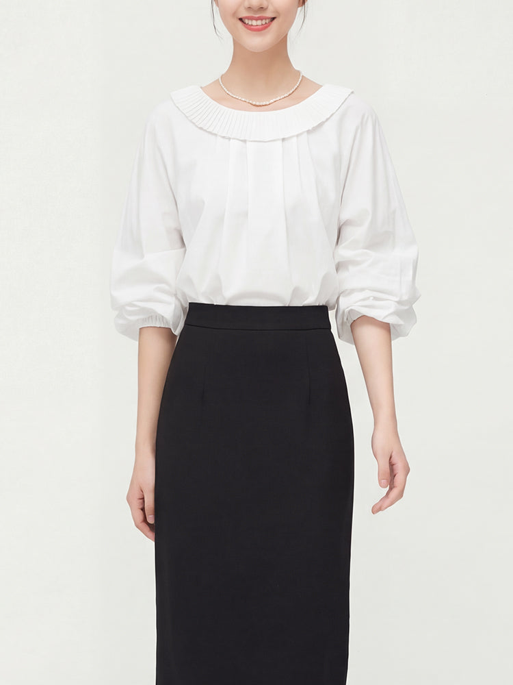 【ドルマンスリーブフリルブラウス】バック V ネック × オルガンギャザー 旅行撮影に最適なおしゃれアイテム"