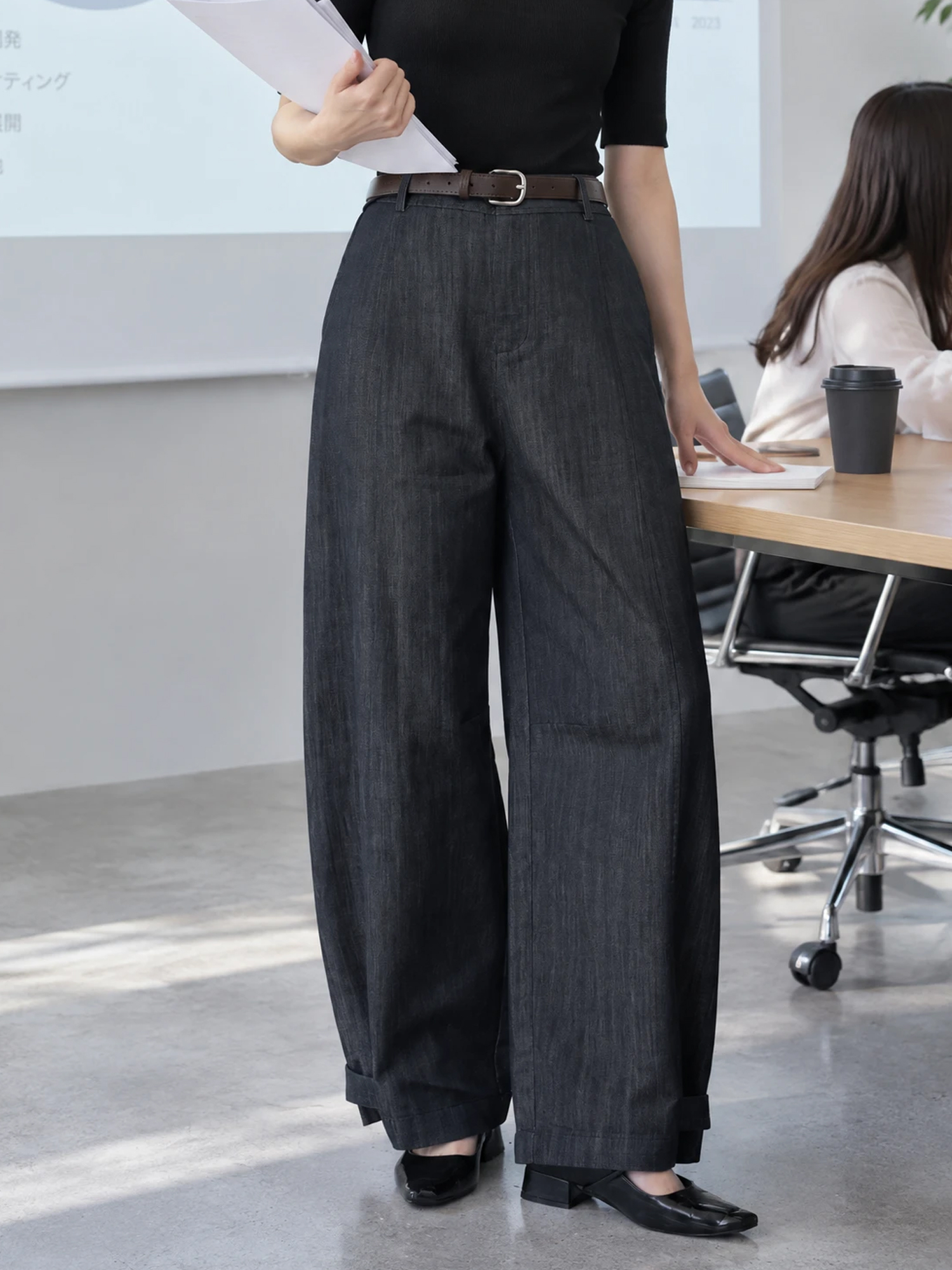 【裾調節可能 ウォッシュ感ストレートパンツ】