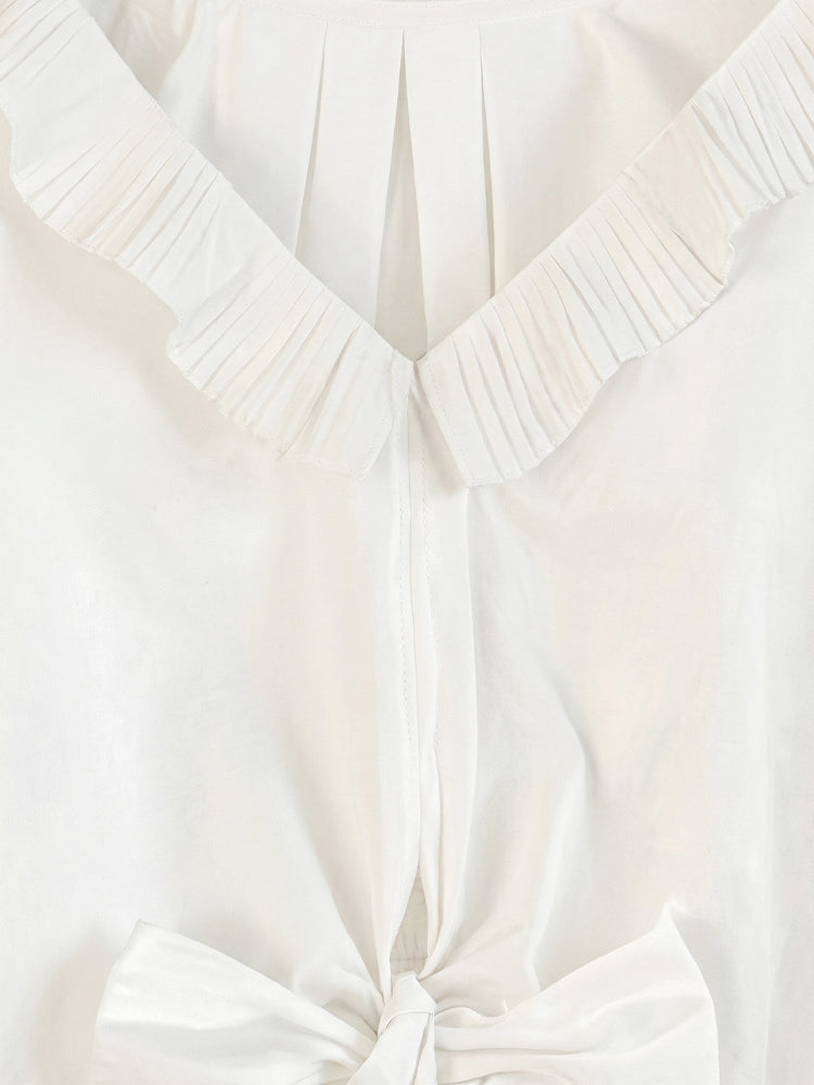 【ドルマンスリーブフリルブラウス】バック V ネック × オルガンギャザー 旅行撮影に最適なおしゃれアイテム"