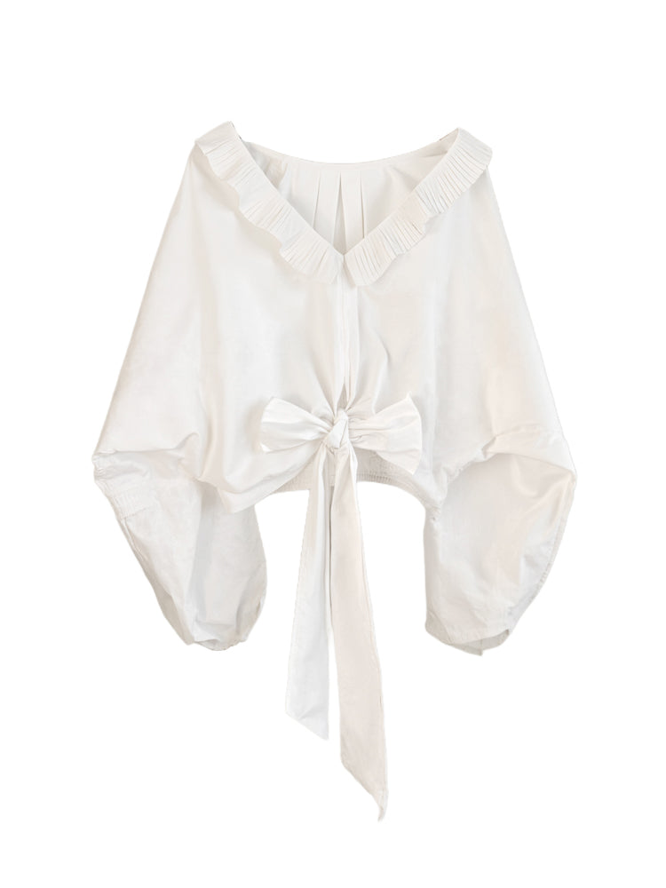 【ドルマンスリーブフリルブラウス】バック V ネック × オルガンギャザー 旅行撮影に最適なおしゃれアイテム"