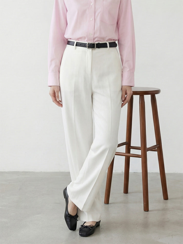 【スリムストレートスラックス】スリムシルエットで脚長効果、ロング丈でスッキリ脚長見え