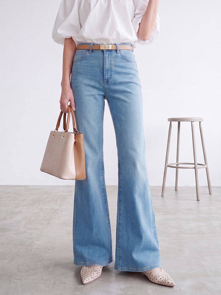 【ドレープハイウエスト微フレアジーンズ】柔らか素材・シワ知らず・脚に貼りつかない・脚長補正・万能シーン対応